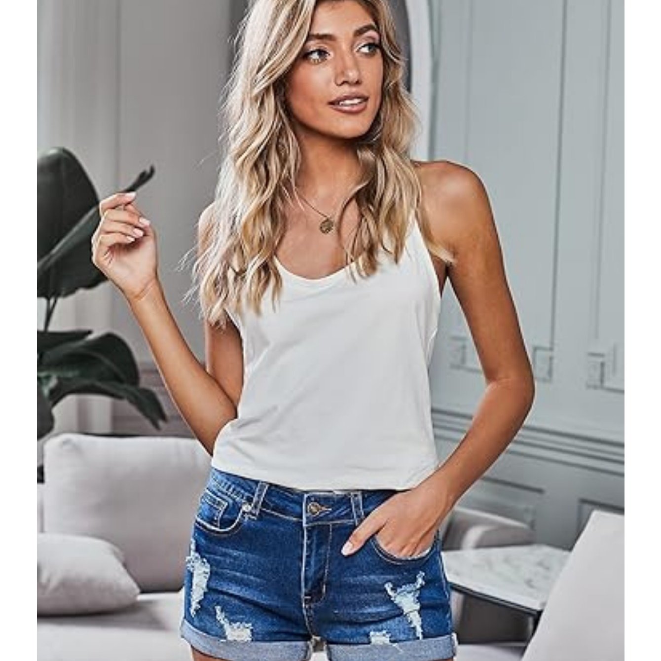 Women's Casual High-Waisted Denim Shorts, Rolled Hem Ripped Jeans, Distressed Summer Fashion, Breathable Blue Jean Shorts