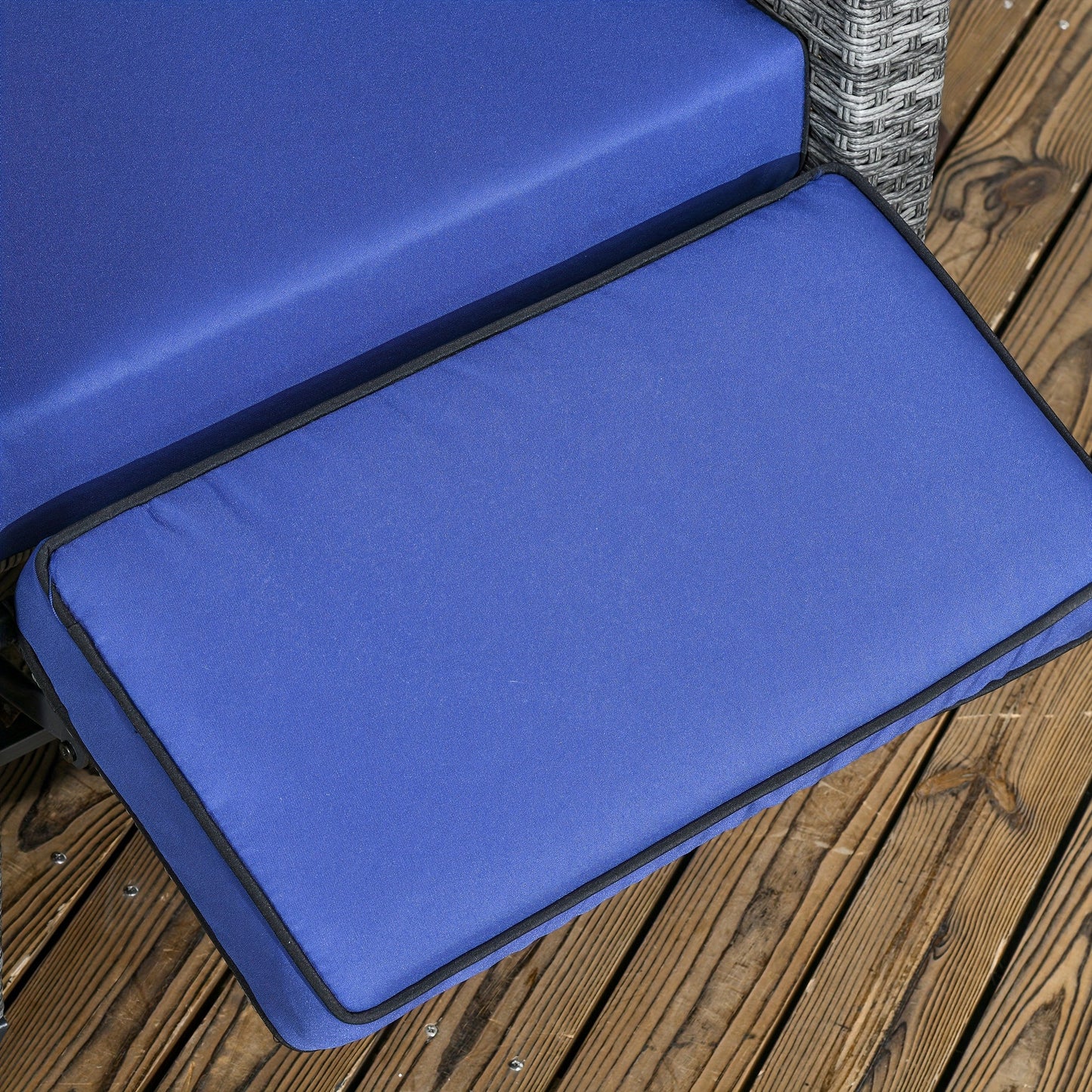Outdoor Recliner Chair With Cushions And Side Tray Table
