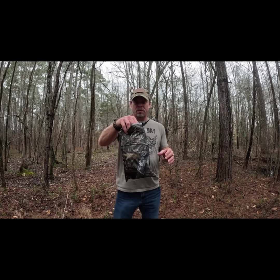 Breathable Fit, Men's Camouflage Rain Suit for Outdoor Use