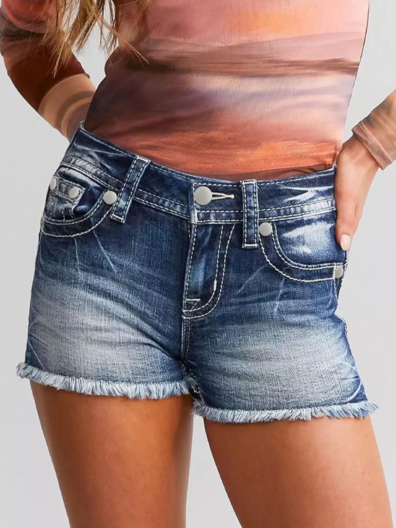 [Stretchy Jean Shorts] Mid Rise Skinny Stretchy Jean Shorts for Women | Denim Raw Hem Back Embroidery Pocket Shorts