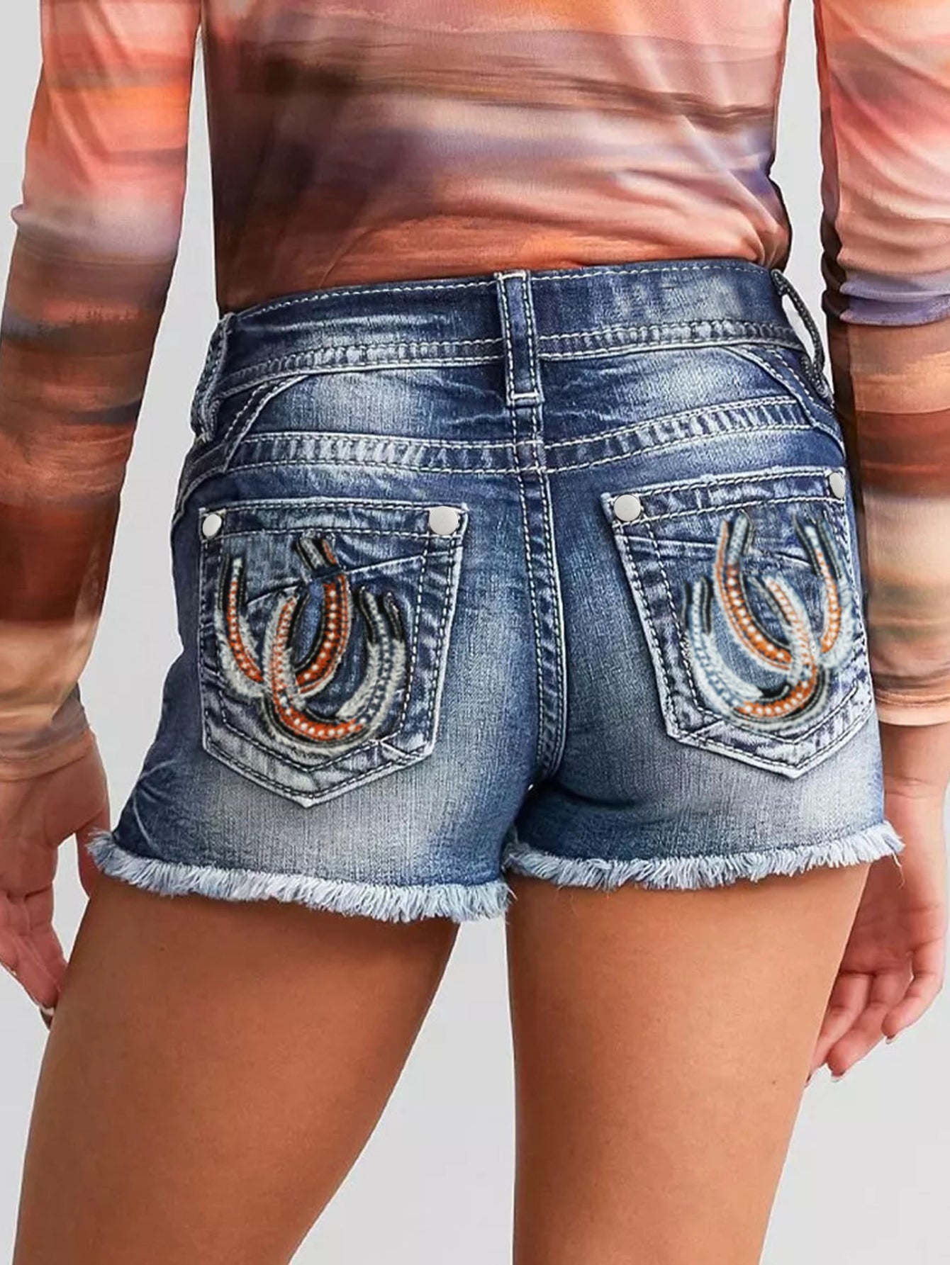[Stretchy Jean Shorts] Mid Rise Skinny Stretchy Jean Shorts for Women | Denim Raw Hem Back Embroidery Pocket Shorts